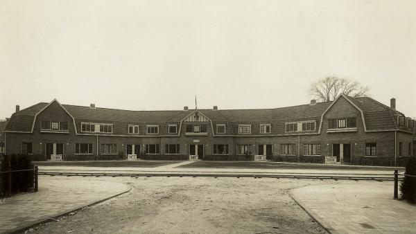 Johannes de Breukstraat, Patrimoniumbuurt